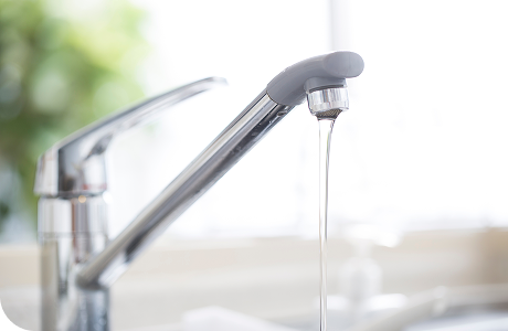蛇口から水がもれる